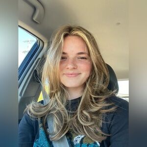 Meet your Posher, Julia